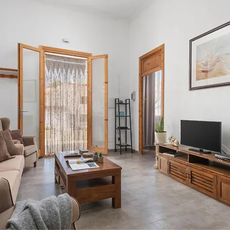 Gemuetliches Stadthaus Am Strand- 100 M Vom Von Picafort Entfernt By Interhome * Can Picafort (Mallorca)